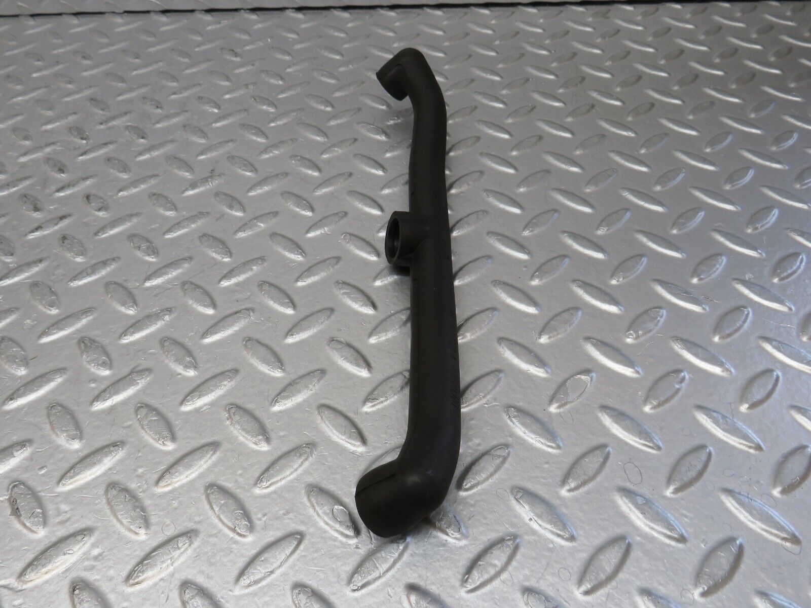 35068 Mercedes-Benz W210 320E EGR Air Pump Pipe Hose 1122380082