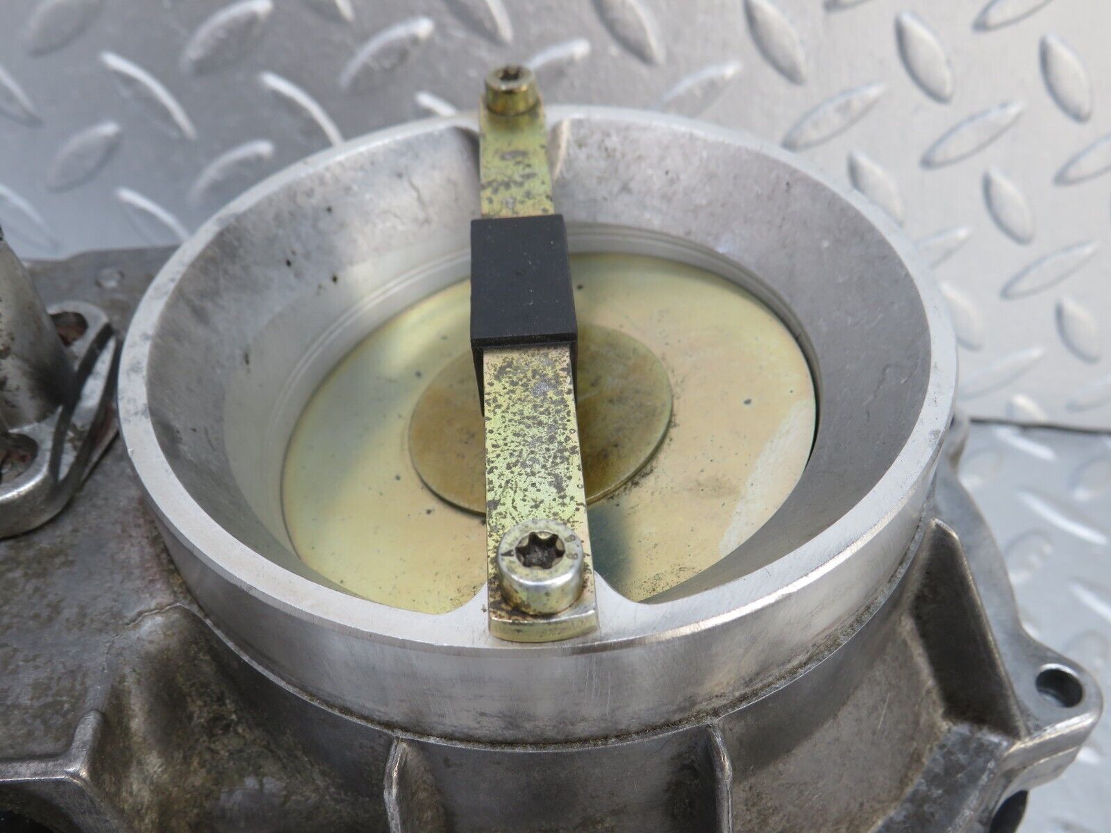 36667 Mercedes-Benz W201 190E 2.0L Air Flow Mass Sensor Bosch 0438121001 1021410990