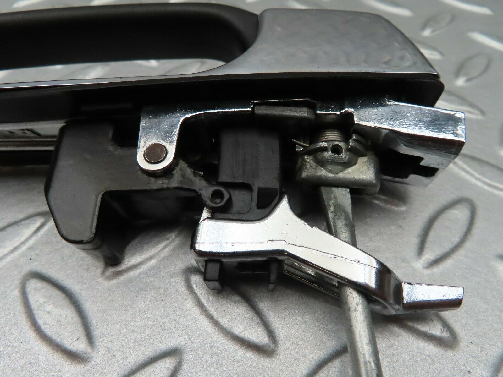 4518 Mercedes-Benz W123 230E Exterior Door Handle Front Left