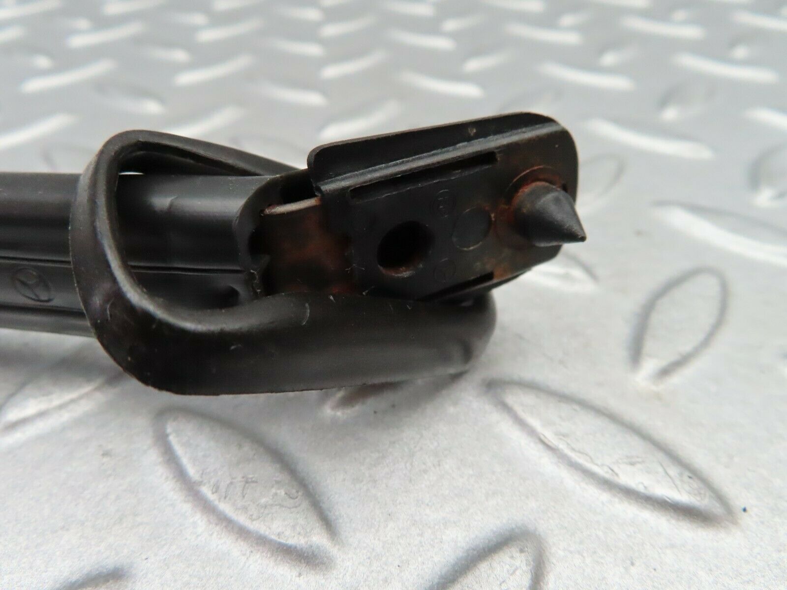 5667 Mercedes-Benz W123 200 Interior Roof Grab Handle