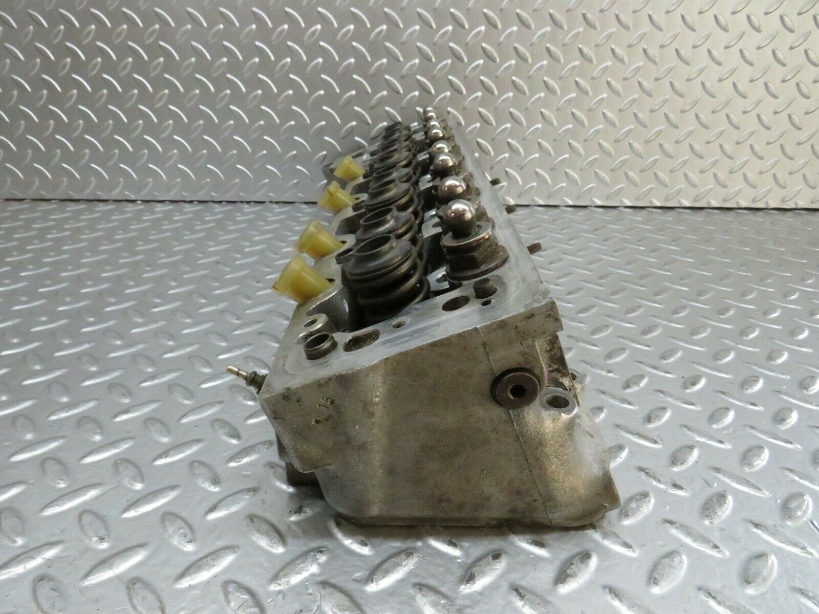 23871 Mercedes-Benz C107 450SLC Coupe Cylinder Head Right 1160162701