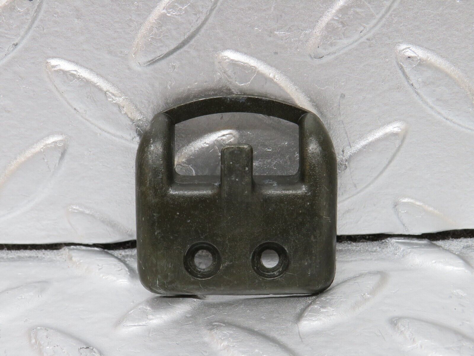 34643 Mercedes-Benz C126 380SEC Coupe Glove Box Door Lock Latch 1266890025