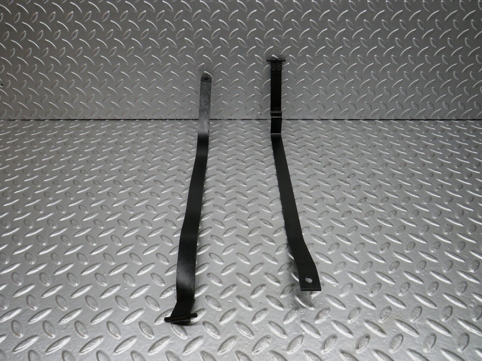 30155 Porsche 924 Fuel Tank Tightening Strap