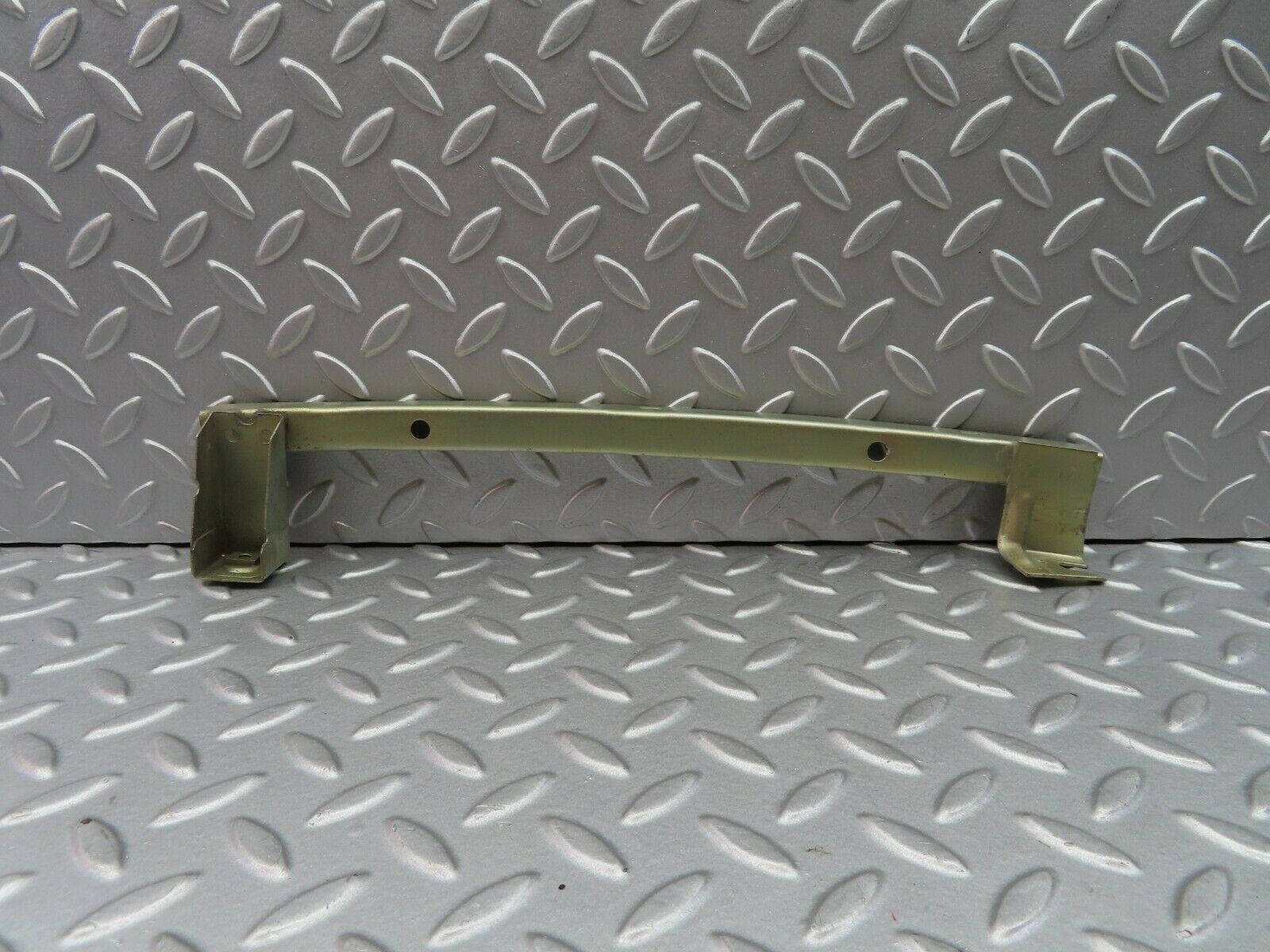 5786 Mercedes-Benz W123 200 Rear Left Window Channel