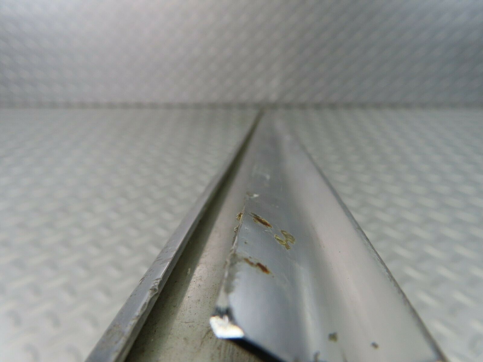 7287 Mercedes-Benz W116 450SE Rear Right Door Chrome Trim