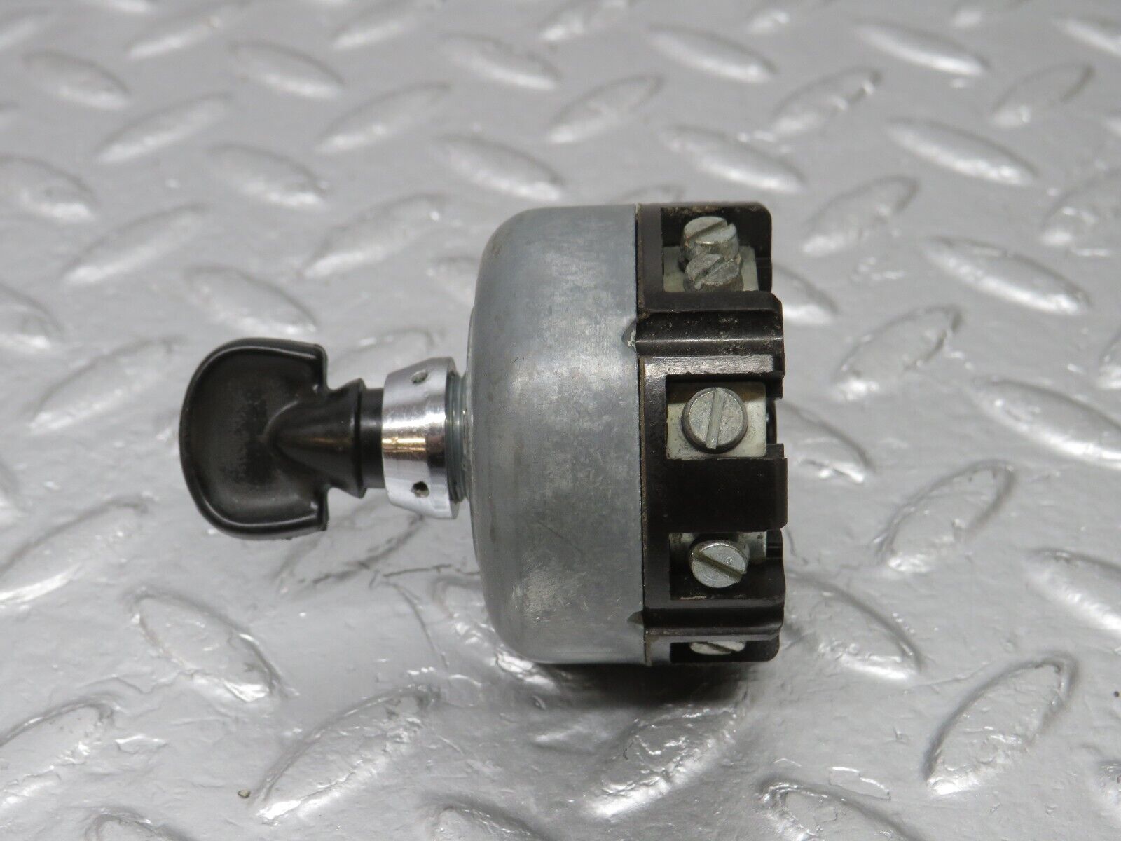 40307 Mercedes-Benz W110 230 Headlight Switch
