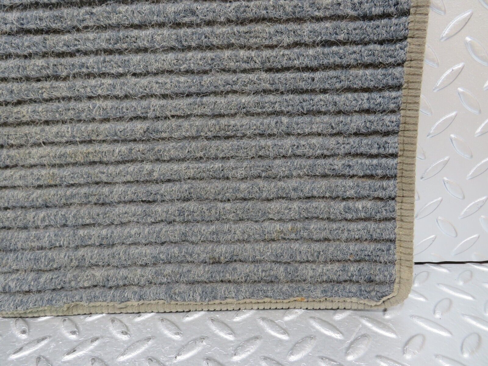 32333 Mercedes-Benz S124 300TE Wagon Front Left Passenger Carpet Mat Grey