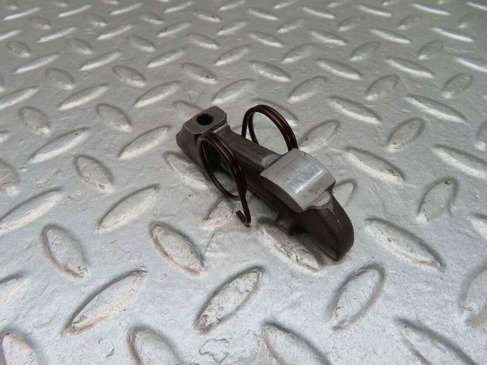 12863 Mercedes-Benz W111 220SE Valve Rocker Arm With Retaining Spring