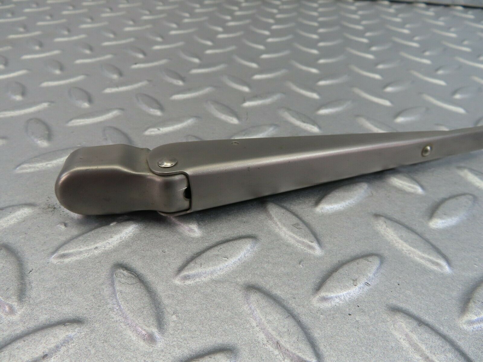 7907 Mercedes-Benz W115 220D Wiper Arm Left Side