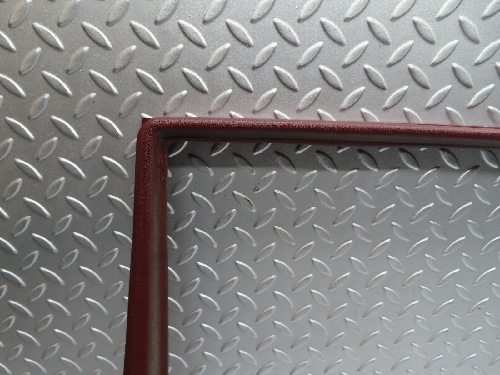 21427 Mercedes-Benz W126 300SE Rear Right Door Window Frame Cover 1267350671