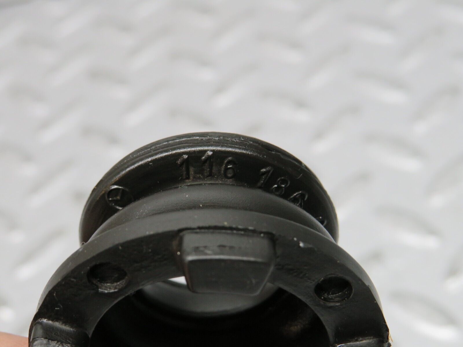 0283 Mercedes-Benz W116 350SE Oil Pump Suction Pipe 1161860007