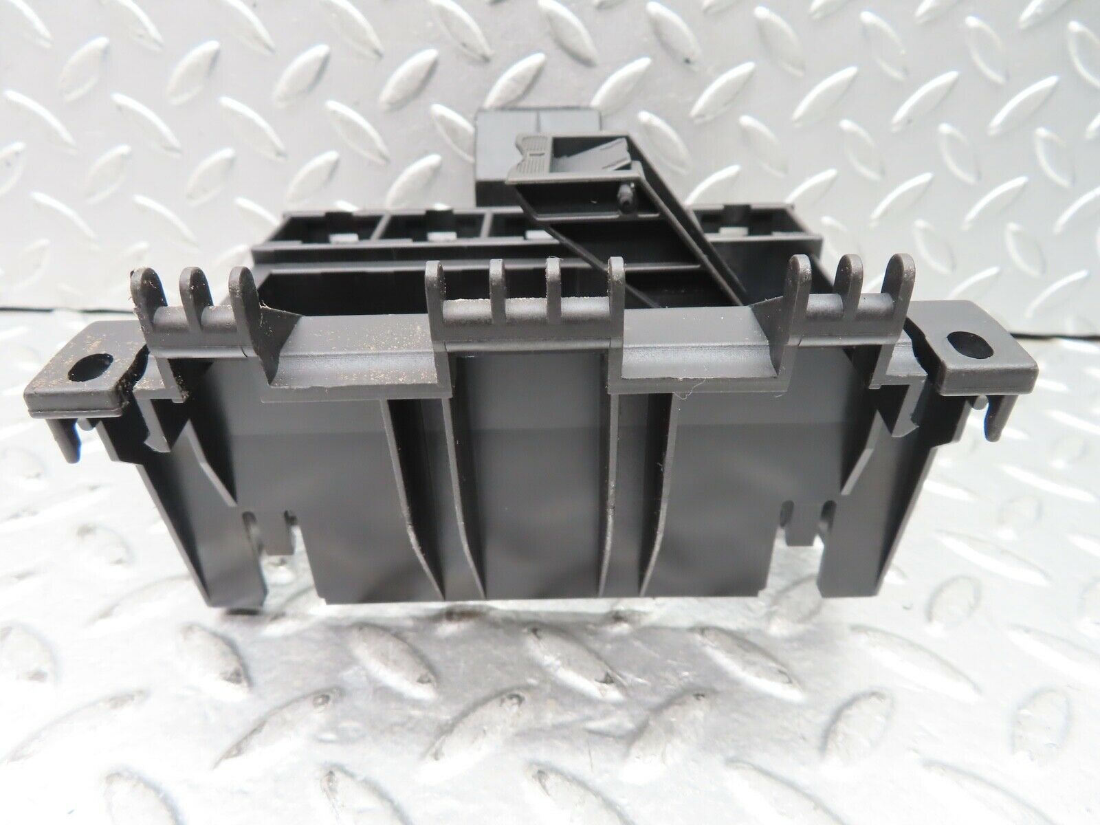 19686 Mercedes-Benz C140 CL420 Coupe Relay Bracket 1405456440