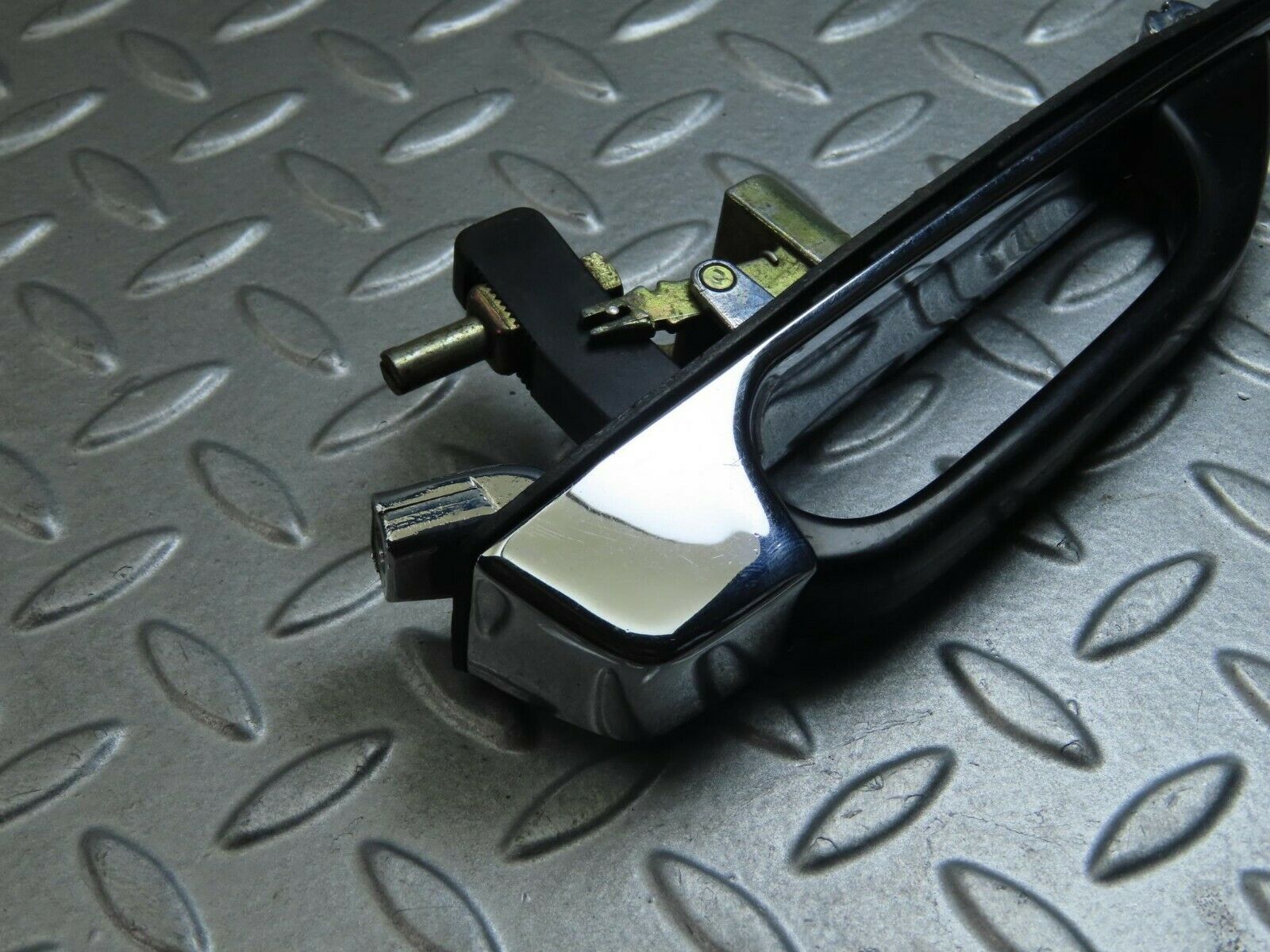 8760 Mercedes-Benz W123 Exterior Chrome Door Handle Rear Right 1237600359