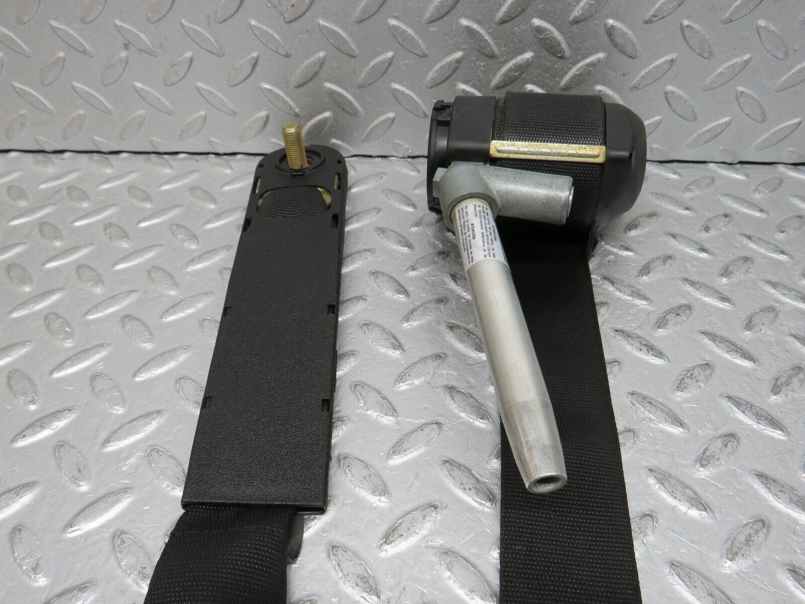 38000 Mercedes-Benz A124 320E Cabriolet Front Right Seat Belt With Buckle 1248606669