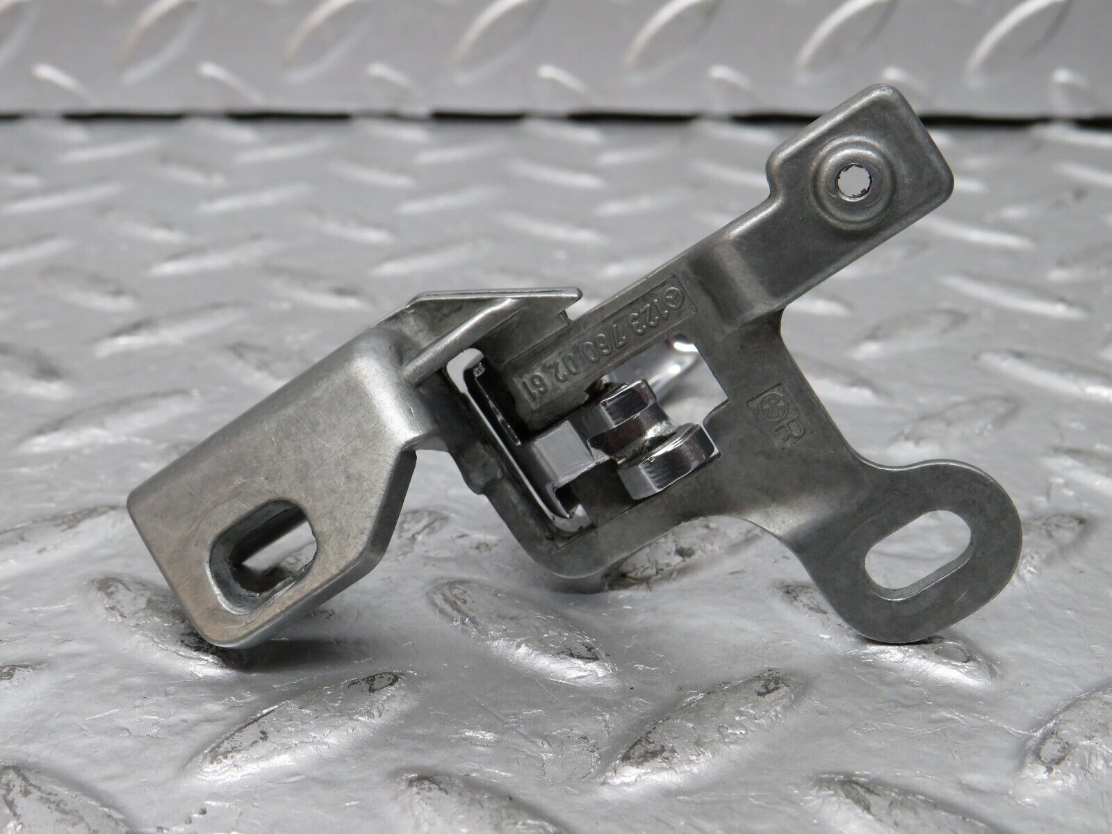 29691 Mercedes-Benz W123 230E Right Door Opener Door Handle 1237600261