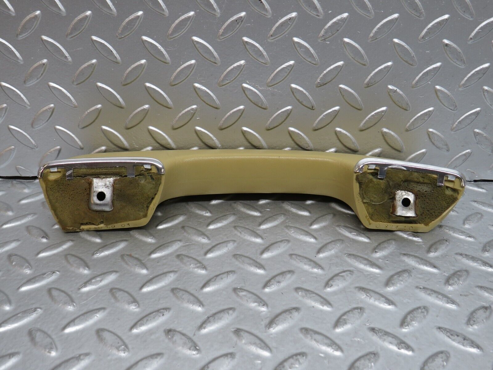 29656 Mercedes-Benz W123 230E Rear Right Interior Door Handle 1239702001