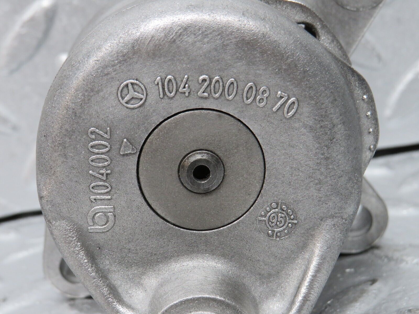 39431 Mercedes-Benz R129 320SL Coupe Belt Tensioner 1042000870