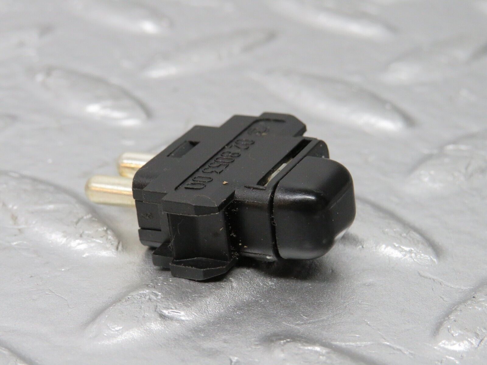 34057 Mercedes-Benz W124 260E Child Lock Control Switch 1248204910