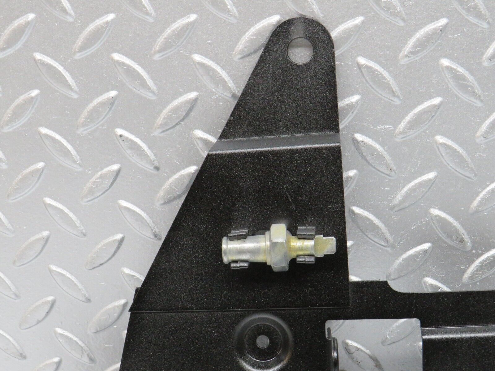 0744 Mercedes-Benz C107 350SLC Coupe Sunroof Motor Bracket