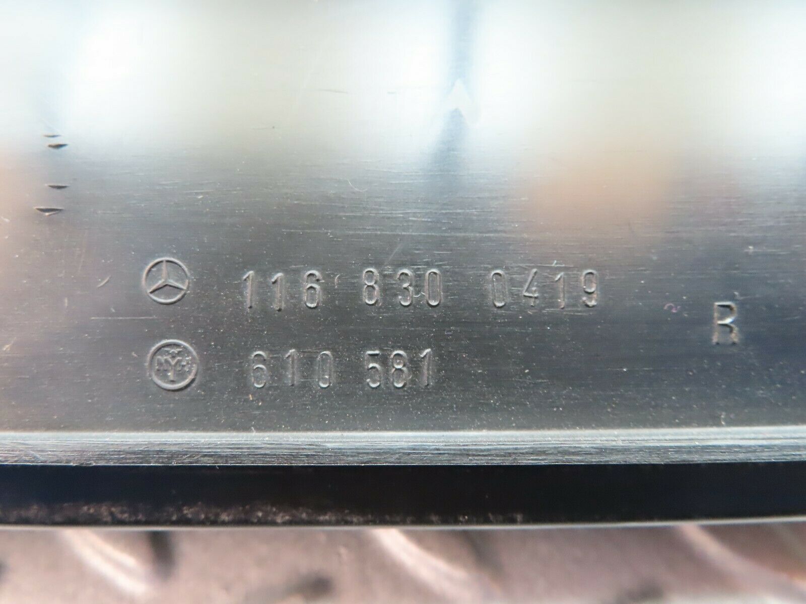 5226 Mercedes-Benz W116 350SE Dashboard Ventilation Duct Right 1168300419