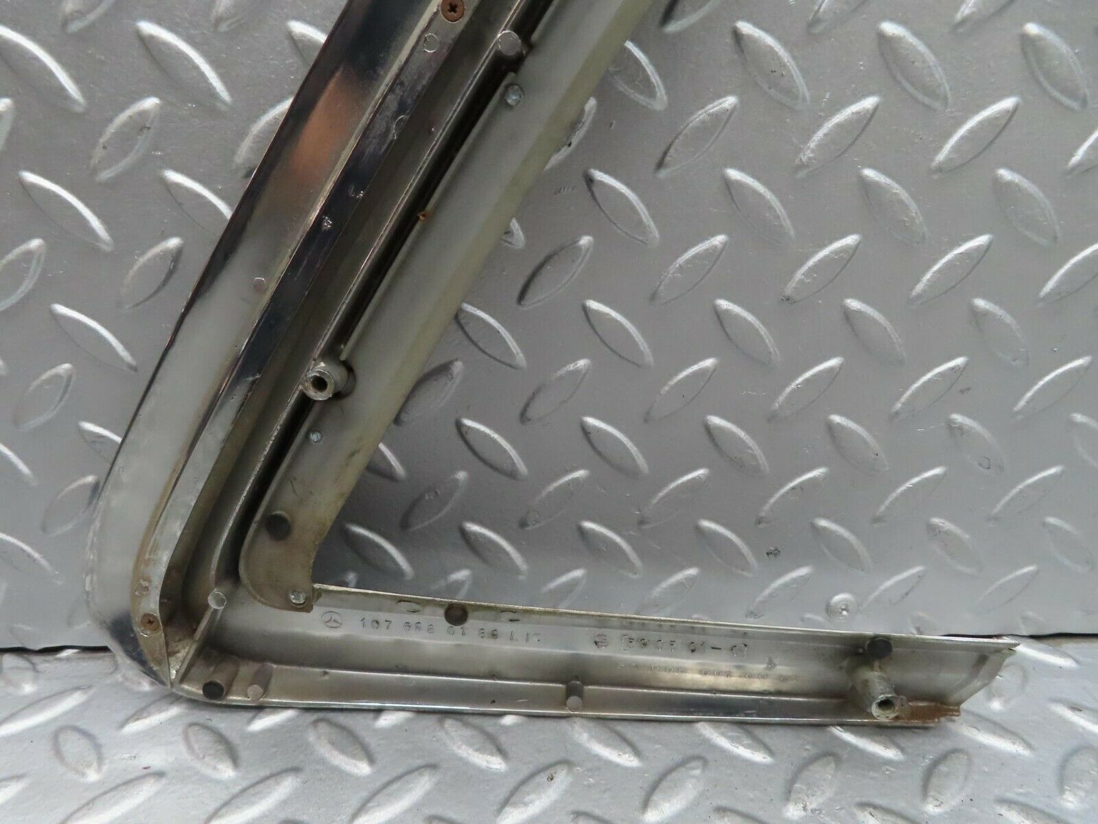16589 Mercedes-Benz C107 380SLC Rear Left Quarter Window Chrome Frame