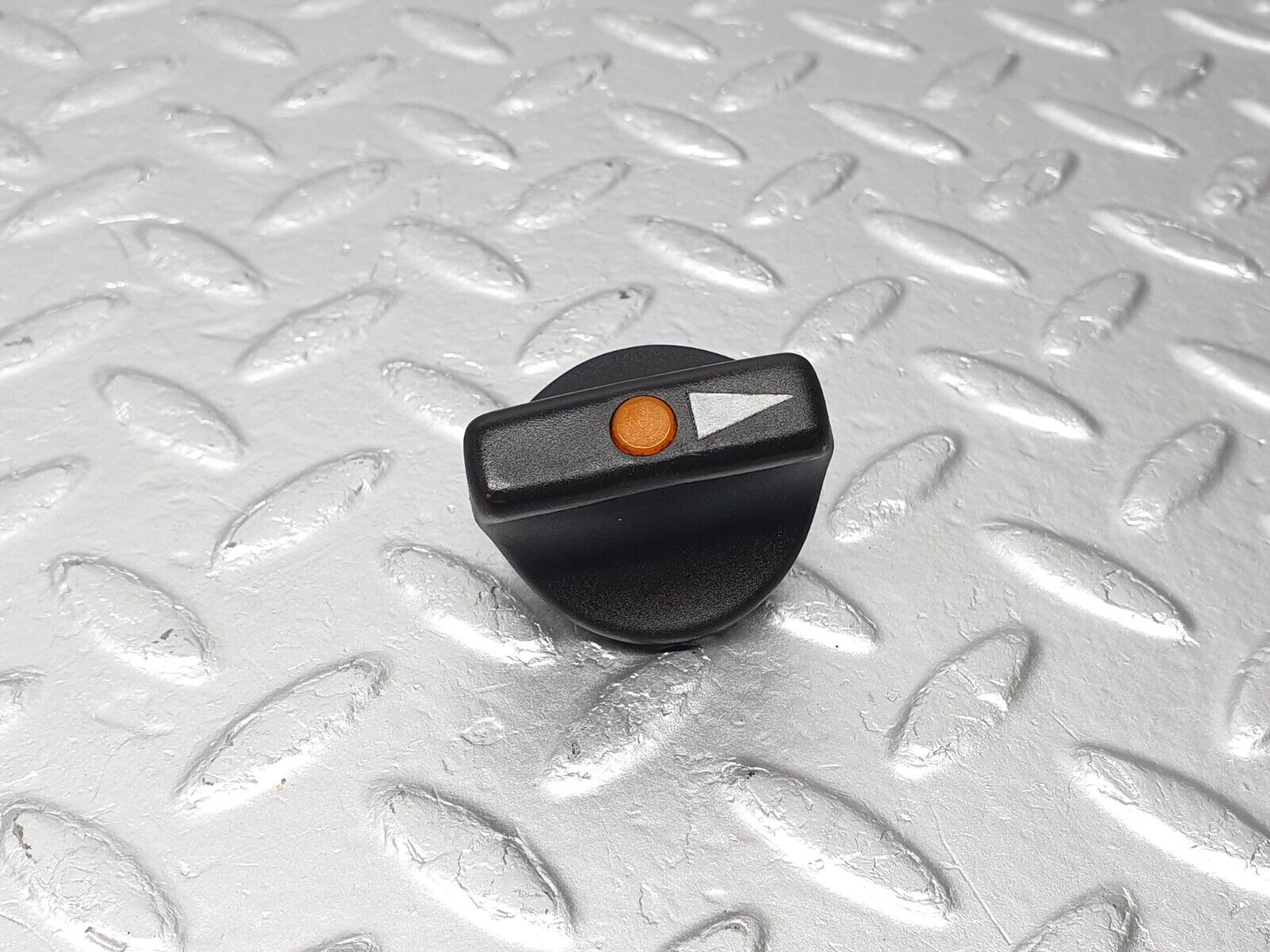 40767 Mercedes-Benz W123 300D Headlight Switch Knob 1265400083