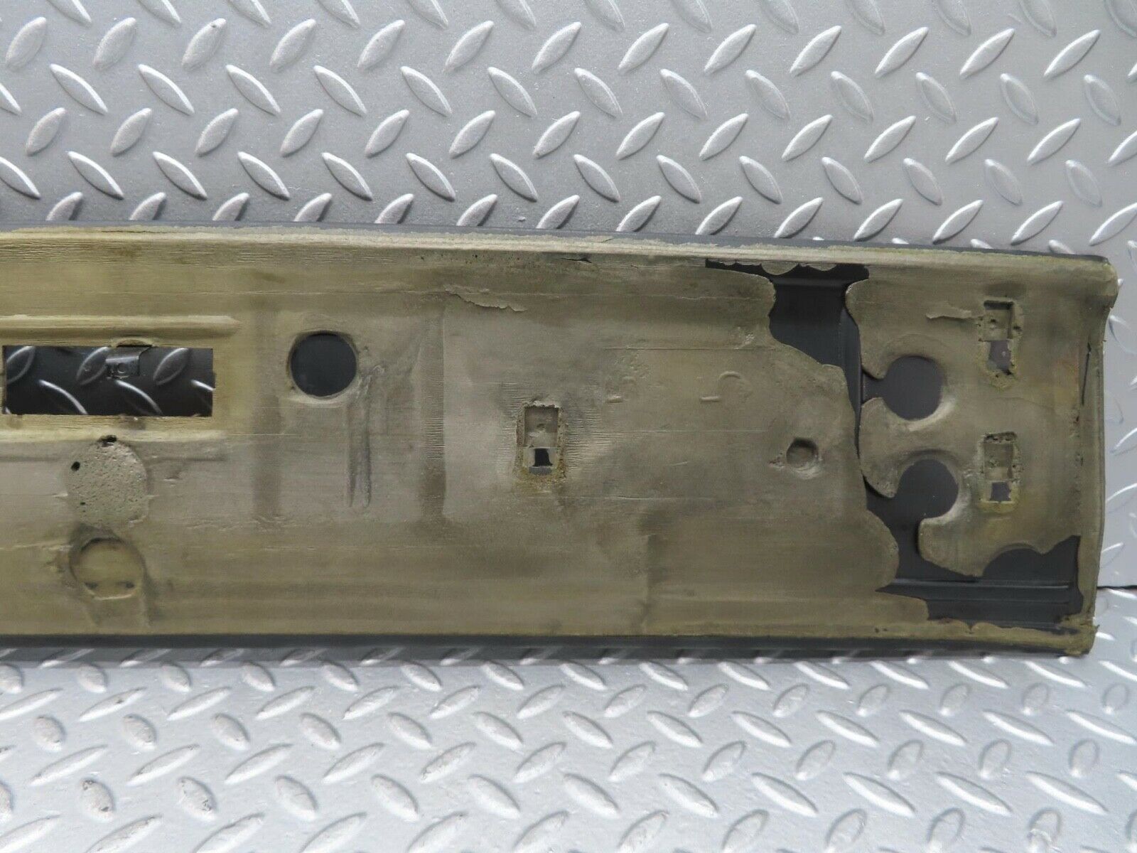 14234 Mercedes-Benz W116 350SE Headlining Roof Panel Rear Black