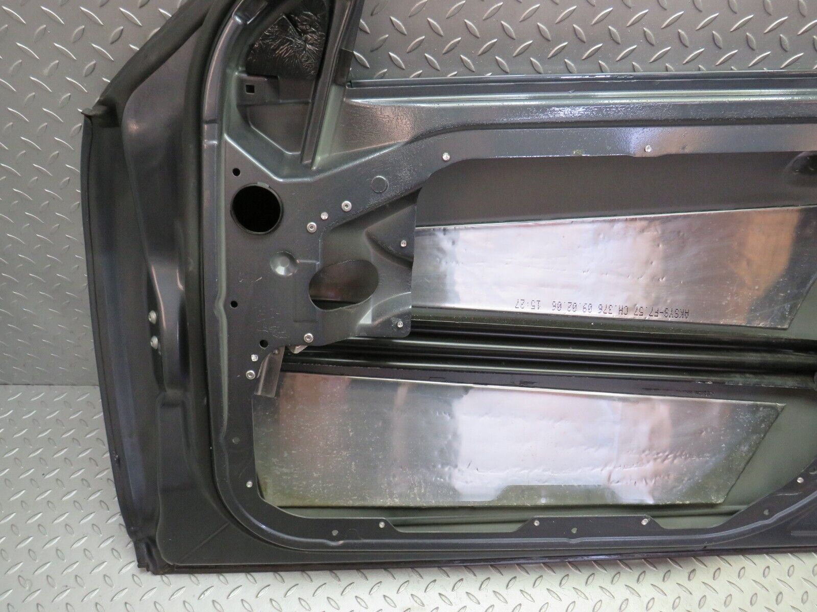 35088 Mercedes-Benz W221 Front Right Door