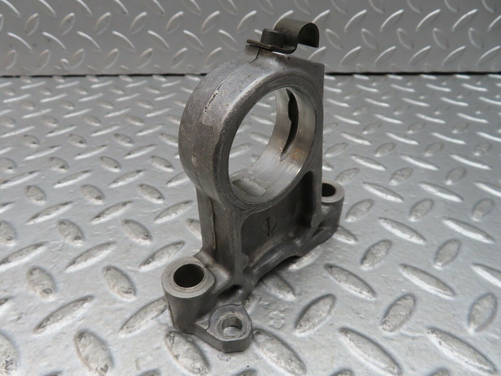 19244 Mercedes-Benz W123 300D Camshaft Tower Bearing 6160510612