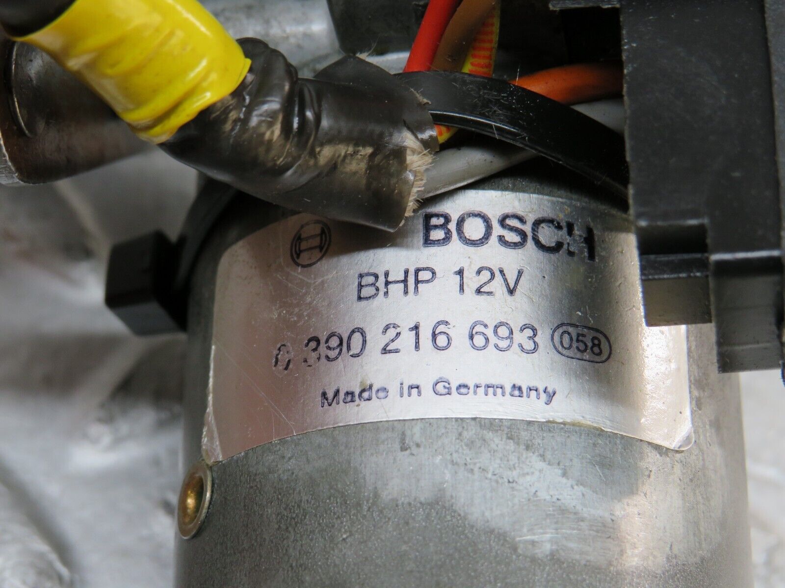 37062 Mercedes-Benz C126 420SEC Coupe Front Right Seat Backrest Adjustment Motor 0390216693