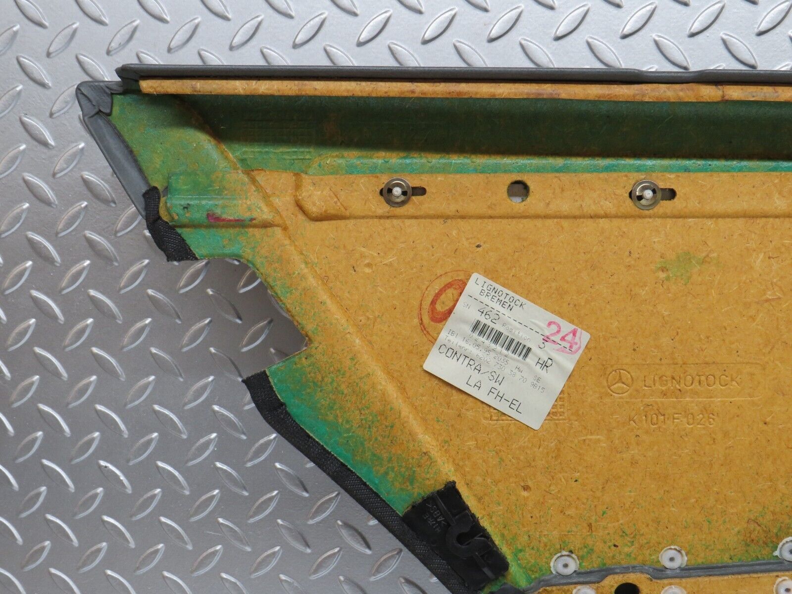 33357 Mercedes-Benz W202 C180 Rear Right Door Card 2027303870