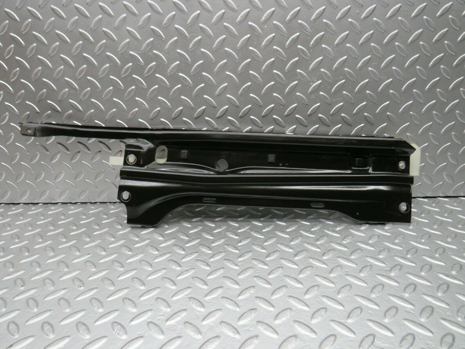 22337 Mercedes-Benz C124 E220 Coupe Rear Window Channel Support Right Side