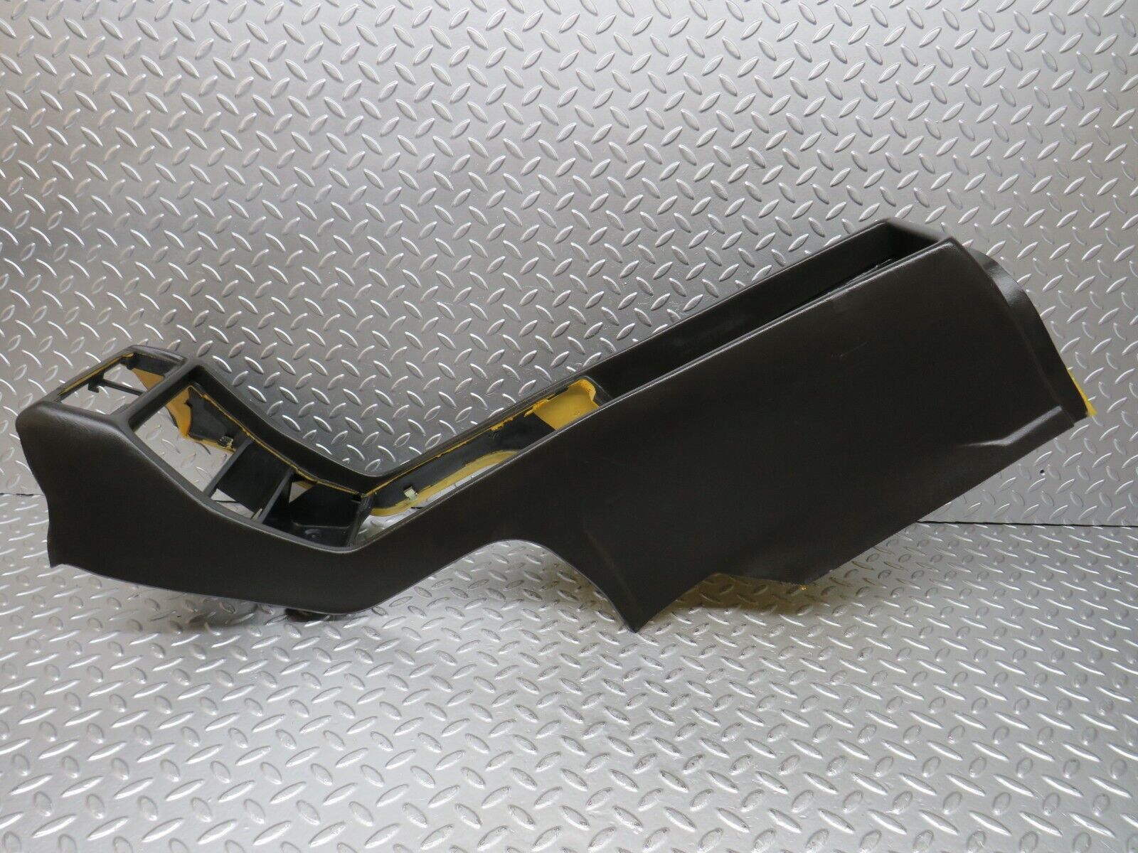 27146 Mercedes-Benz W123 280E Centre Console Brown