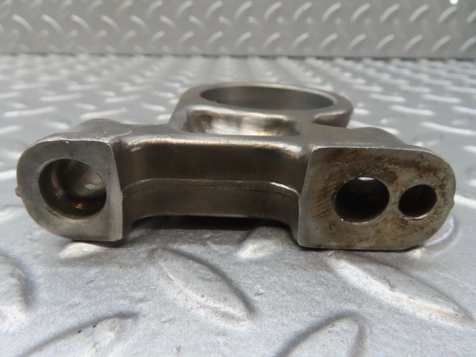 13350 Mercedes-Benz C107 350SLC Coupe Camshaft Tower Bearing 1160512112