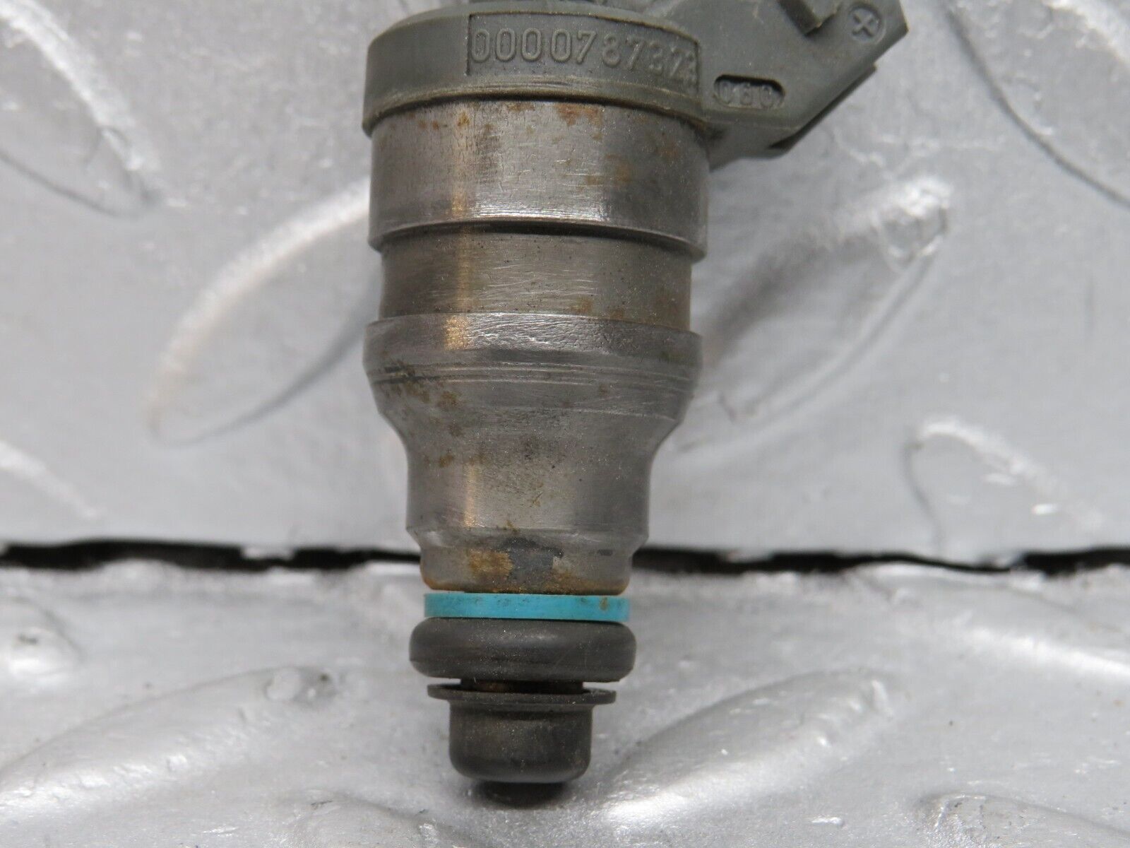 38656 Mercedes-Benz R129 280SL Coupe Fuel Injector Bosch 0000787323 0280155209