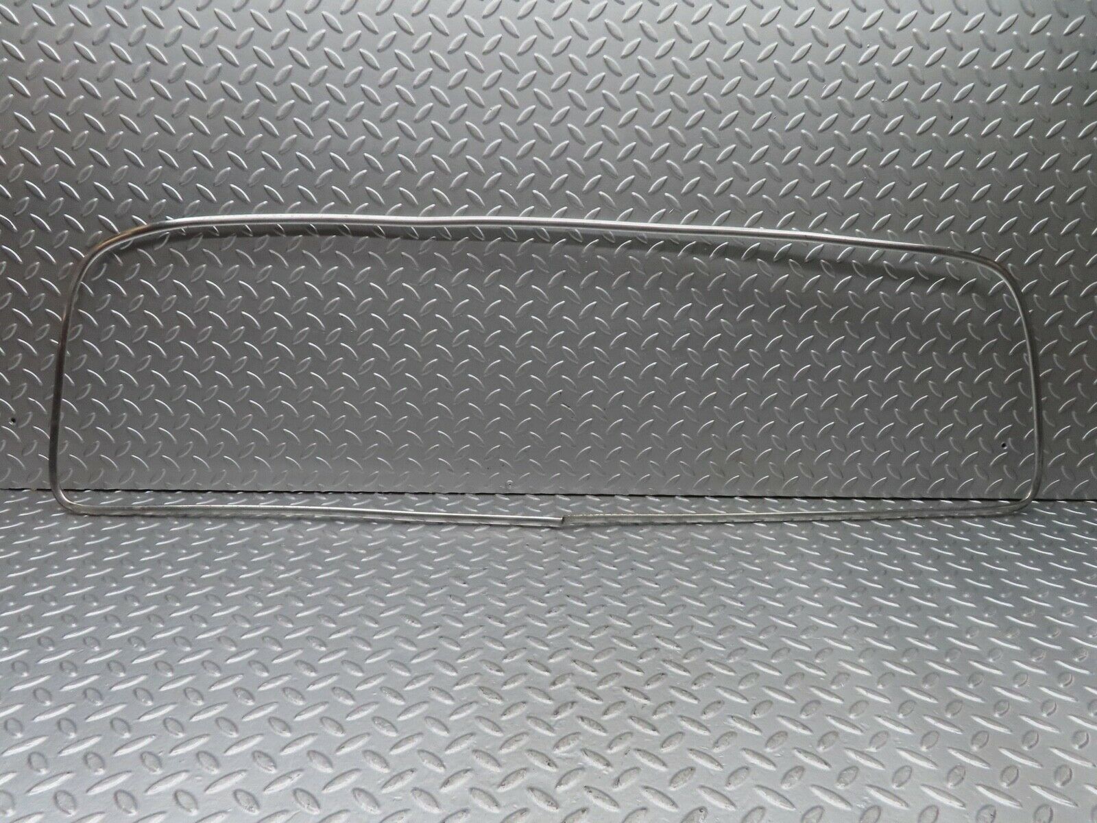 18596 Mercedes-Benz W120 W121 Ponton Front Windscreen Chrome Frame