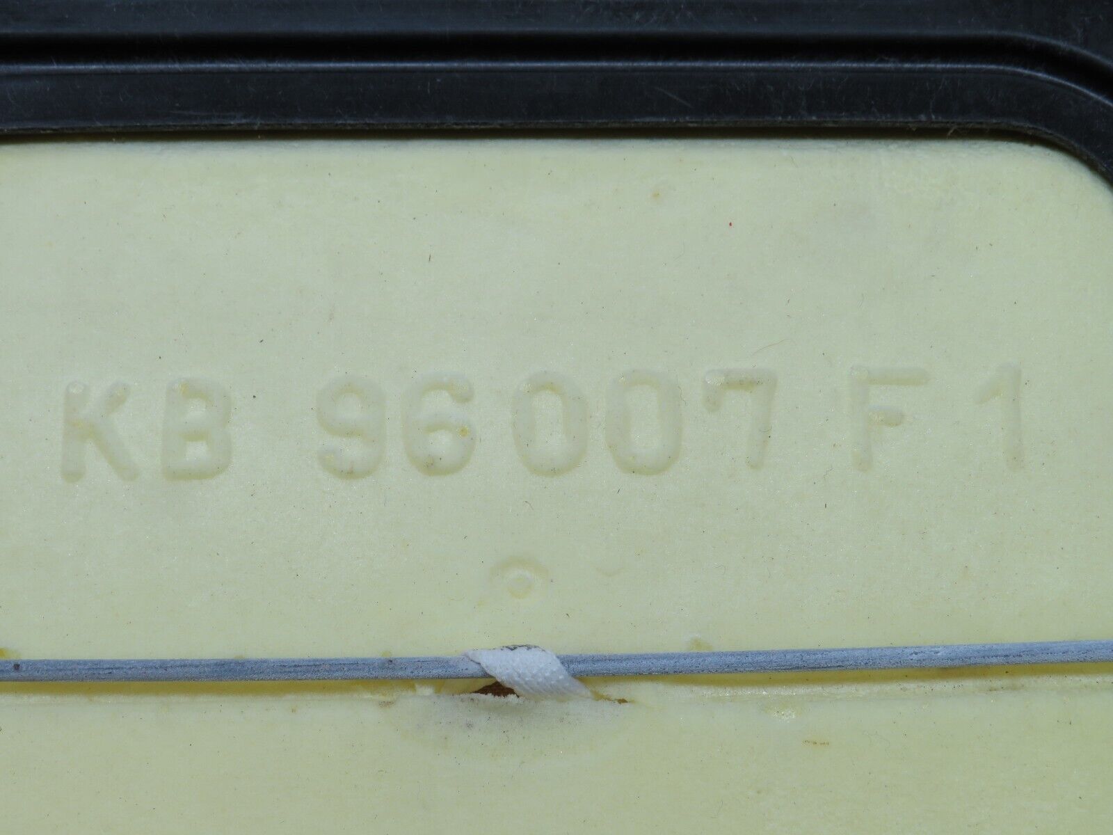 32349 Mercedes-Benz S124 300TE Third Row Seat Bench Grey