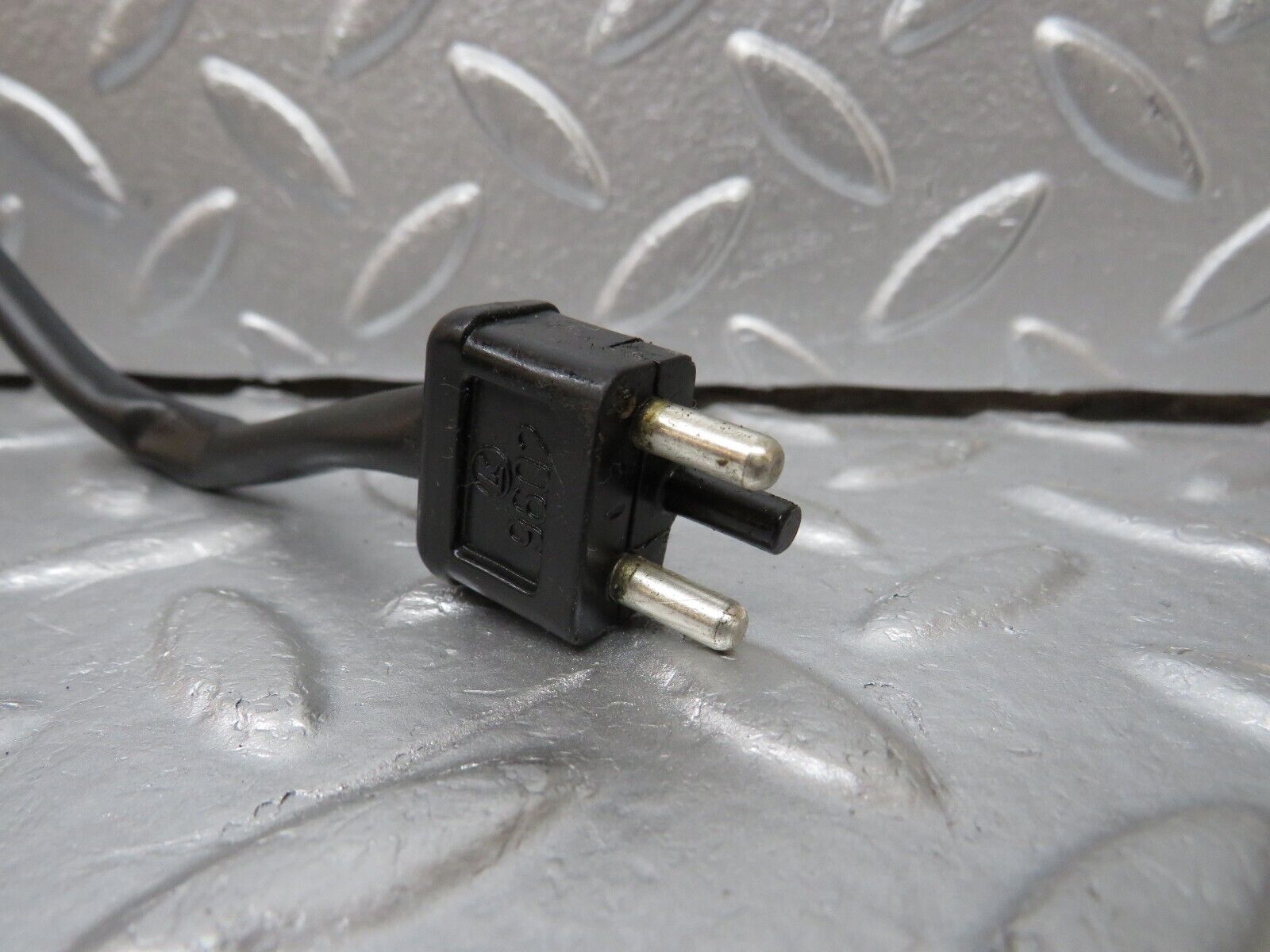 32430 Mercedes-Benz S124 300TE Wagon Engine Cooling Fan