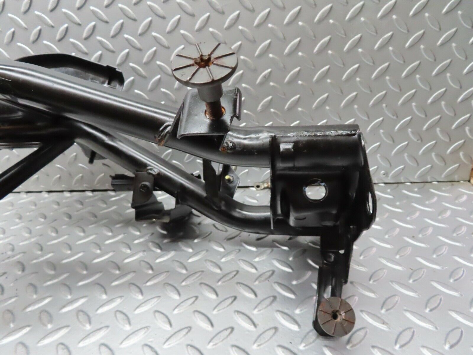 19606 Mercedes-Benz C140 CL420 Coupe Dashboard Bracket