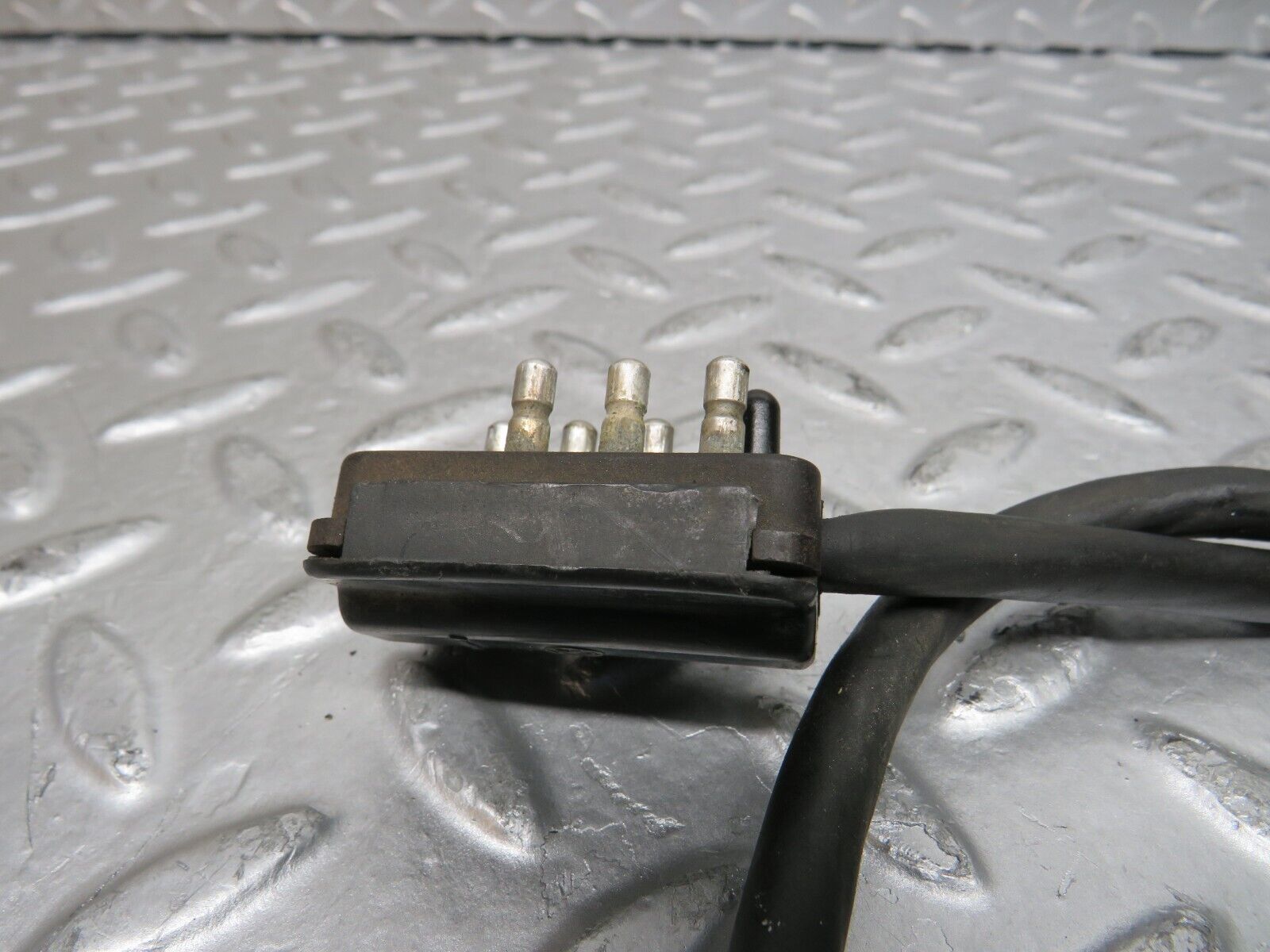 29815 Mercedes-Benz W123 230E Cruise Control Actuator 0015457532