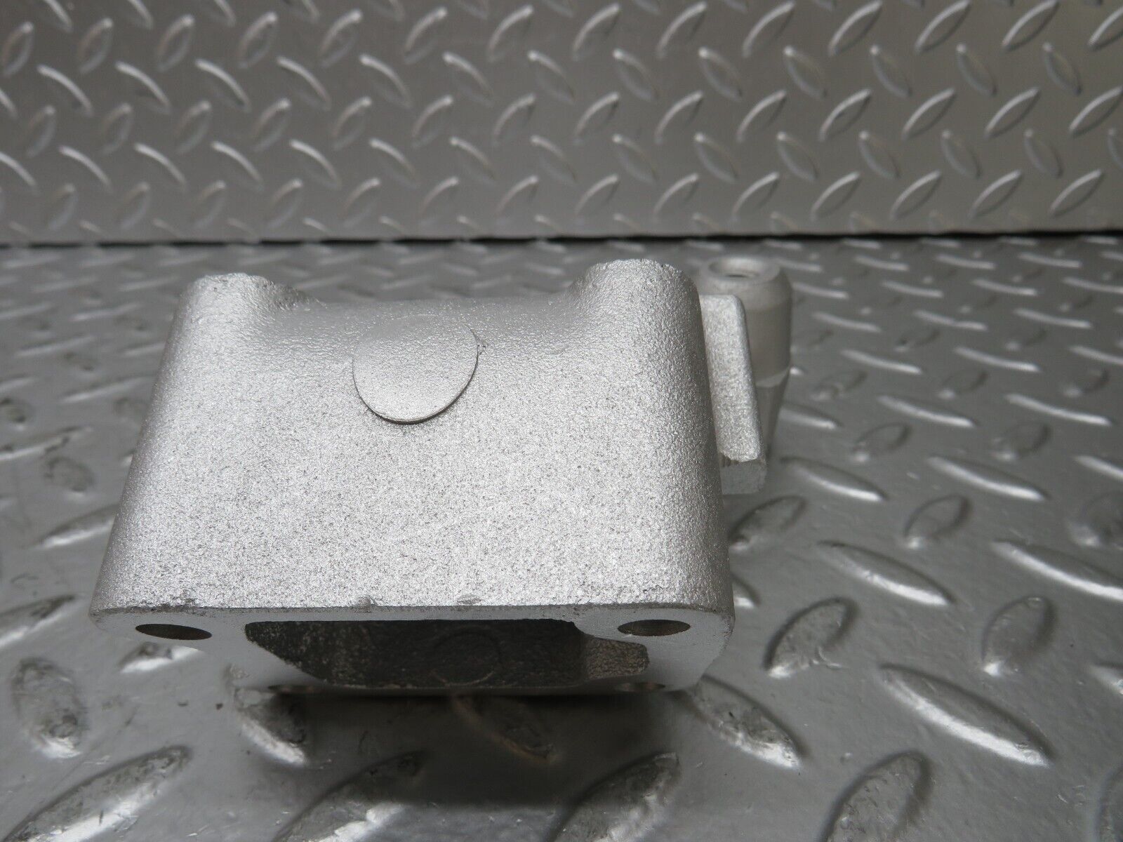 26236 Mercedes-Benz W116 450SE Engine Mount Bracket Right Side 1162232804