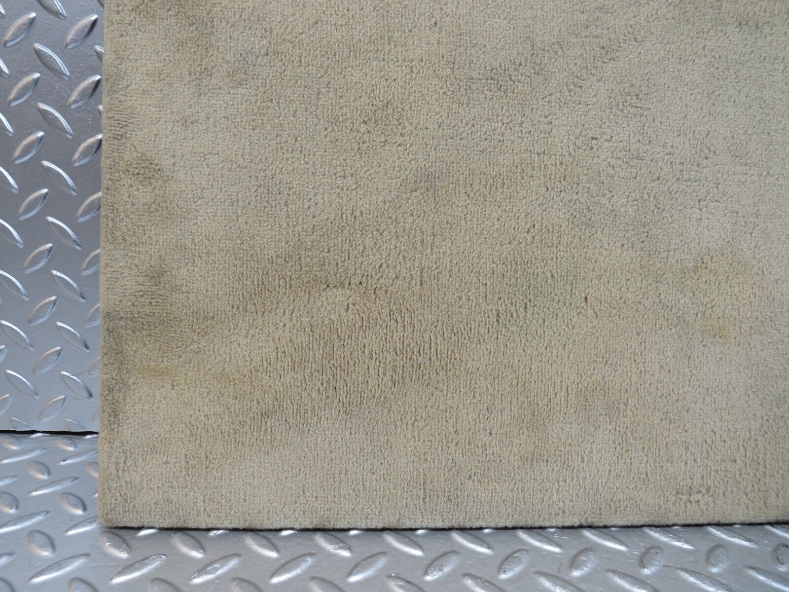 27788 Mercedes-Benz S124 300TE Wagon Trunk Floor Carpet