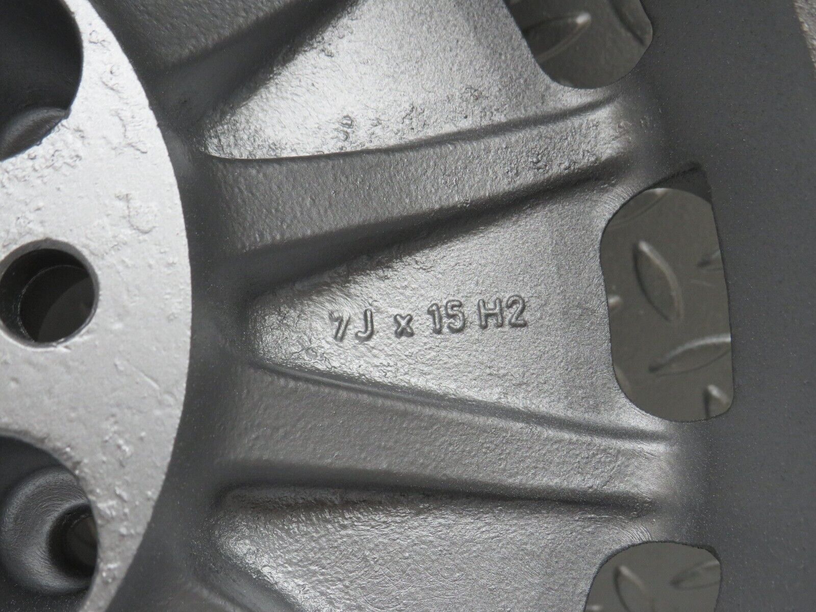 34251 Mercedes-Benz Alloy Wheel 7Jx15H2 ET37