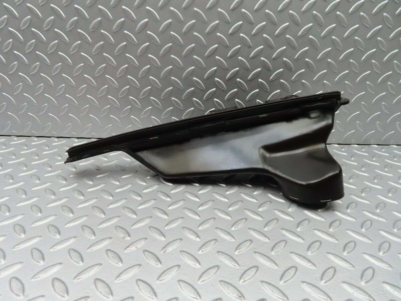 5444 Mercedes-Benz W124 230E Air Vent Duct Left 1248300319