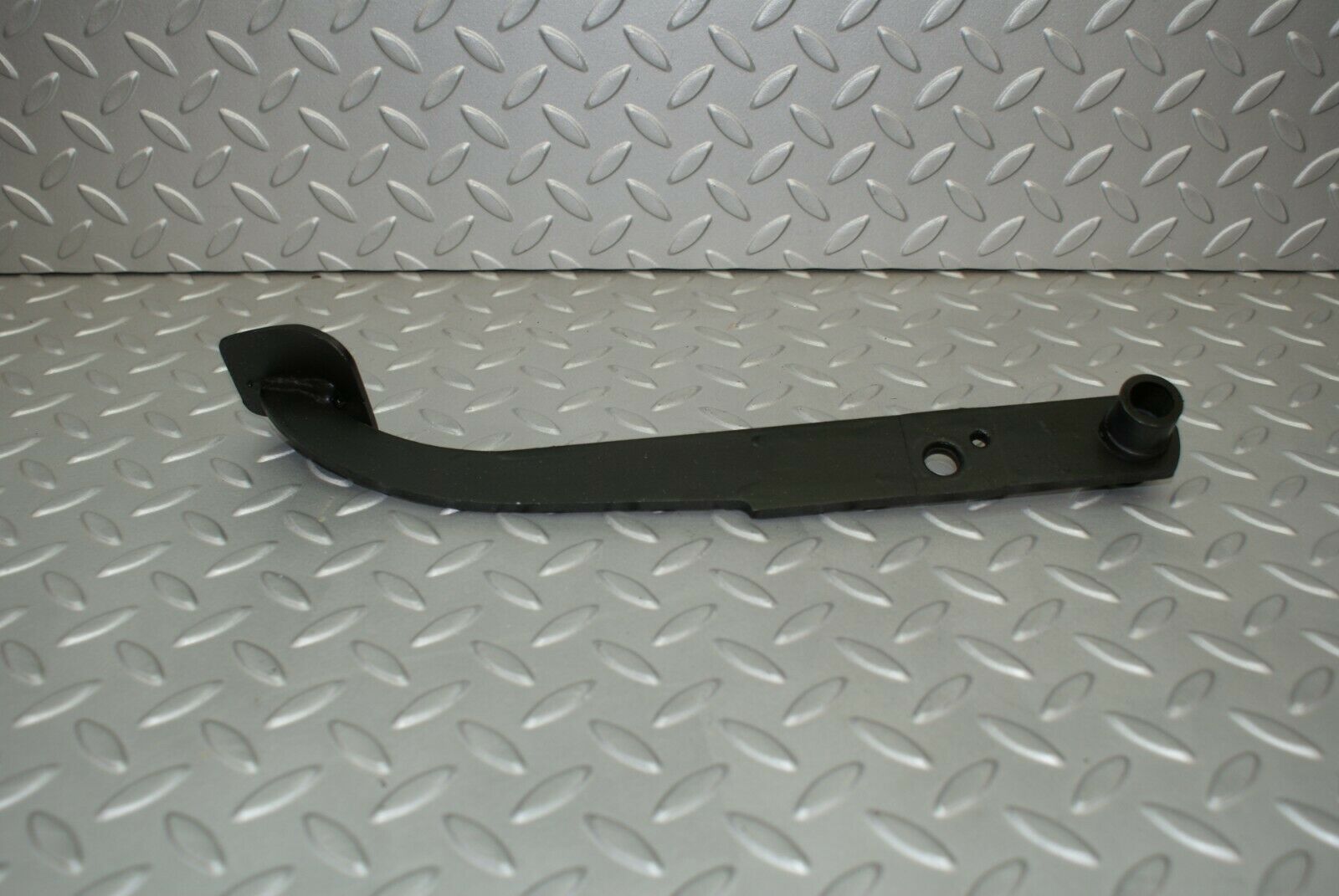 3168 Mercedes-Benz W115 220D Brake Pedal LHD