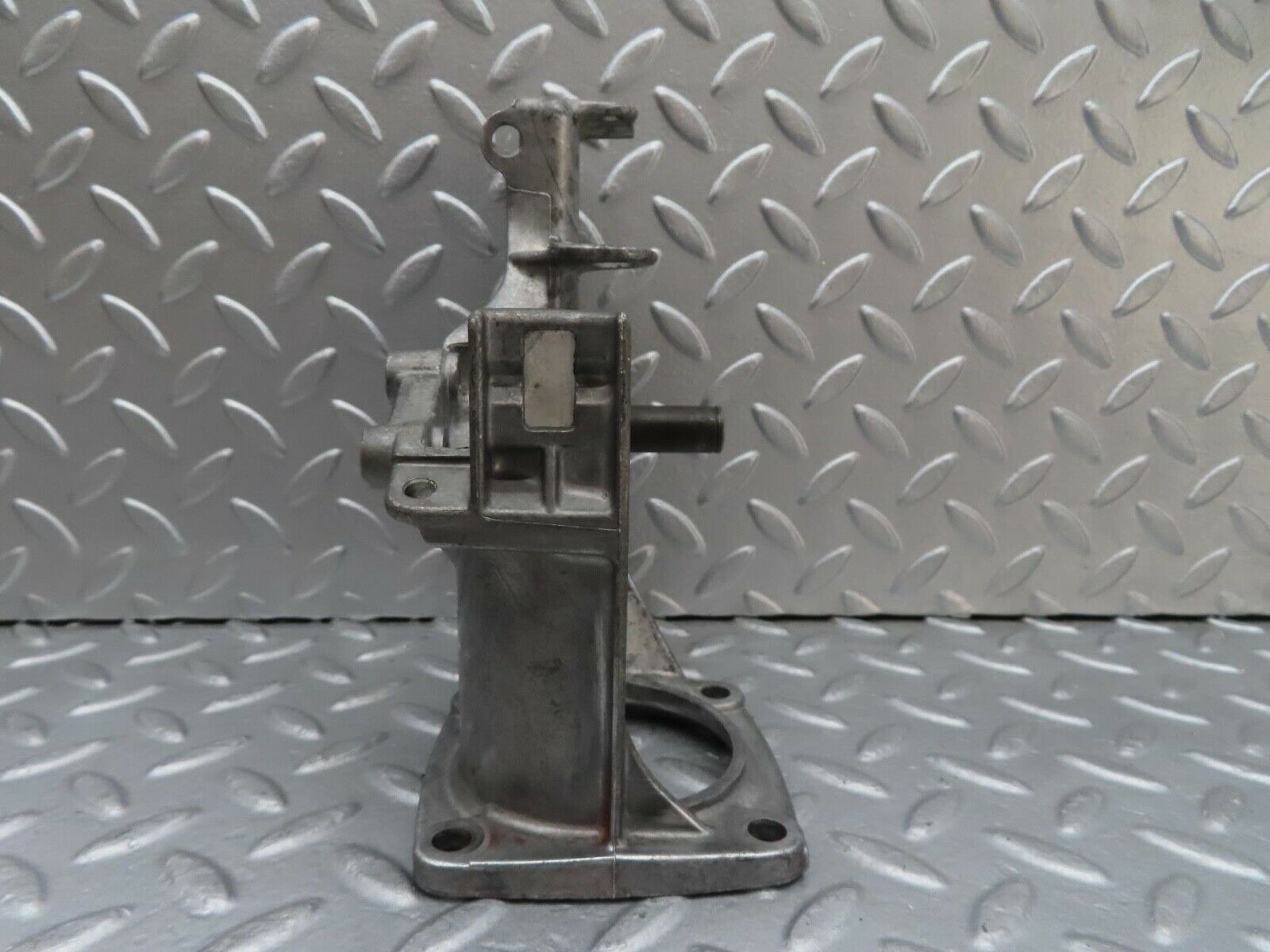 16012 Mercedes-Benz W123 280E Brake Pedal Bracket 1232900219