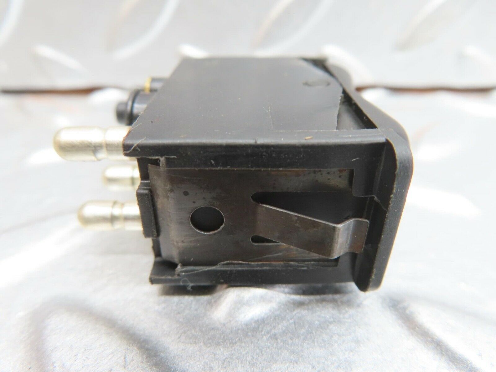 13671 Mercedes-Benz W123 200 Rear Windscreen Defroster Switch 0008206110