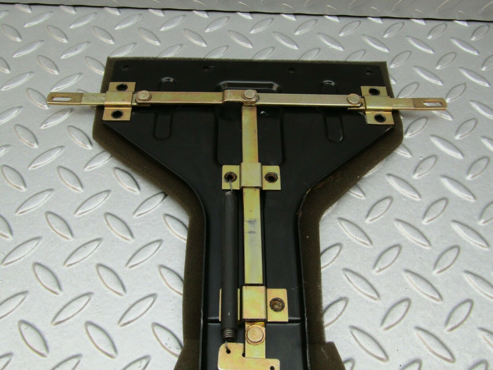 3349 Mercedes-Benz W123 230E Sunroof Manual Opener Mechanism