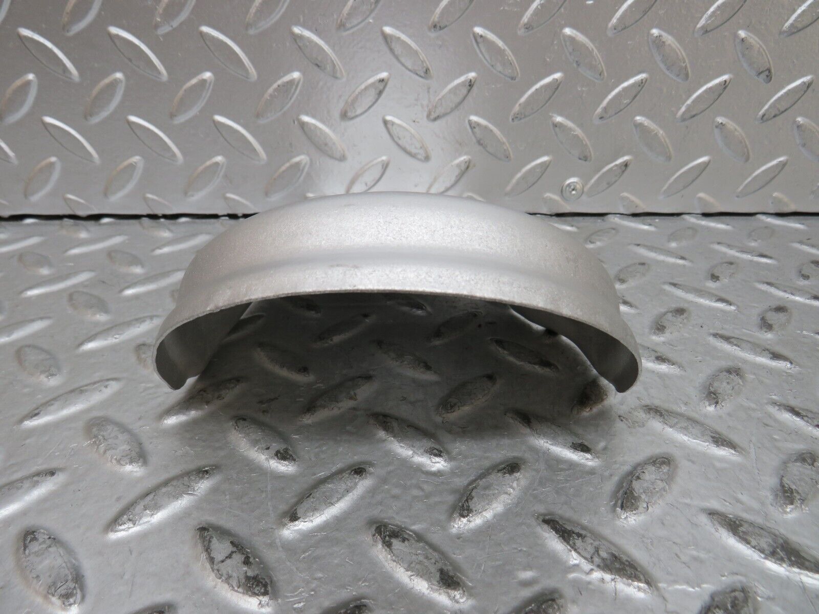 29104 Mercedes-Benz C124 320CE Coupe Engine Mount Bracket Heat Shield