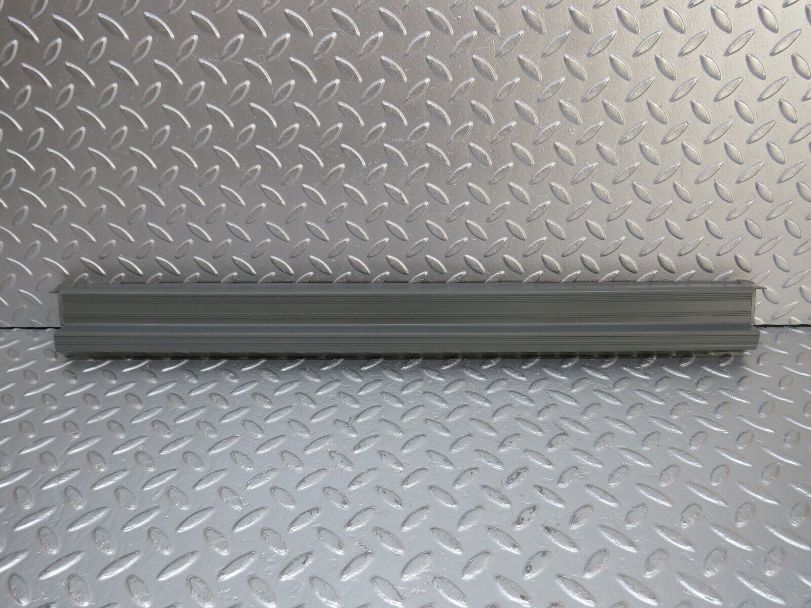 33589 Mercedes-Benz W201 190E 2.0L Front Right Door Sill Trim Grey